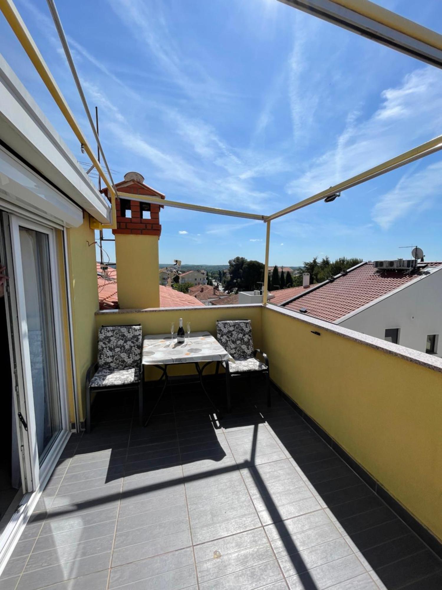 Apartman Sertic Nenad 罗维尼 外观 照片