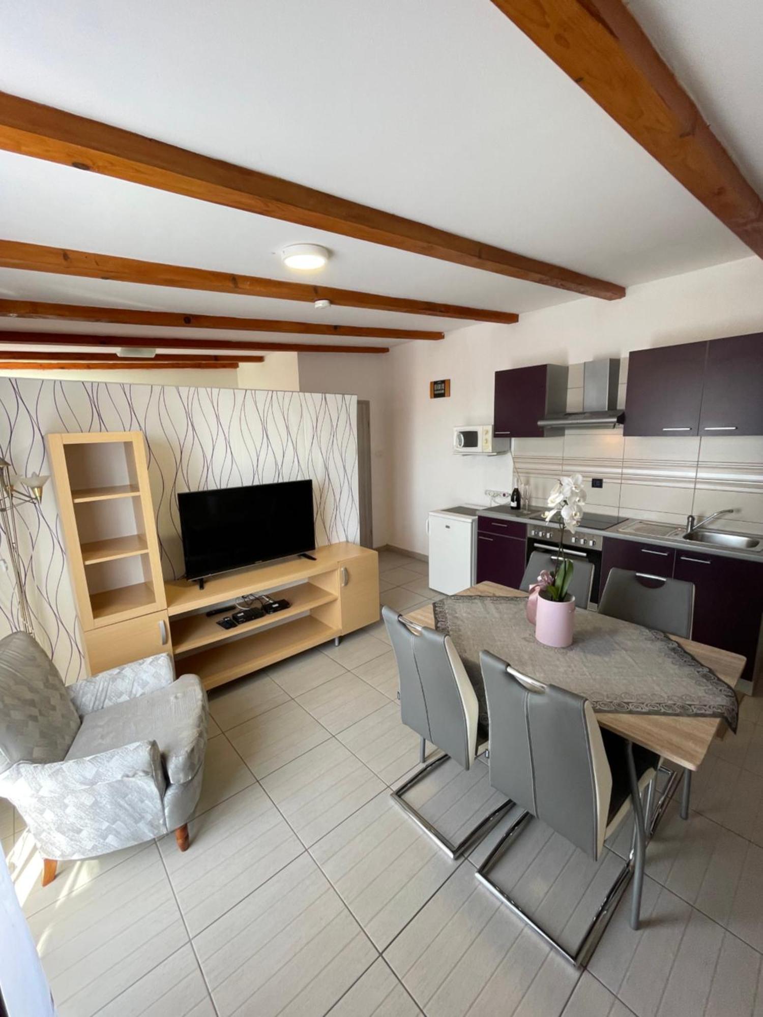 Apartman Sertic Nenad 罗维尼 外观 照片